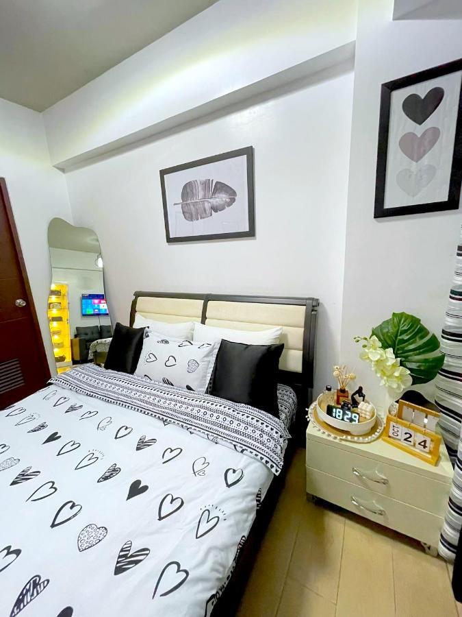 Two Palm Tree Villas Pasay Exteriér fotografie