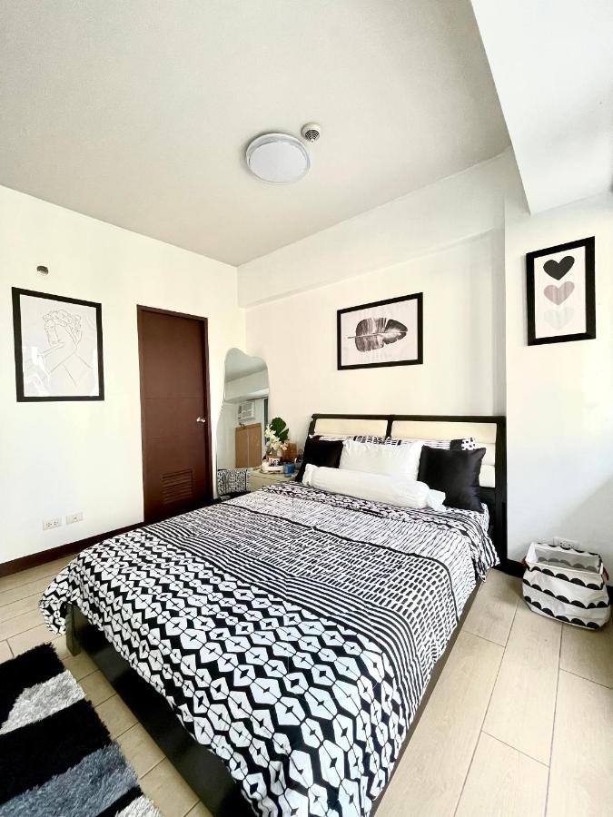 Two Palm Tree Villas Pasay Exteriér fotografie